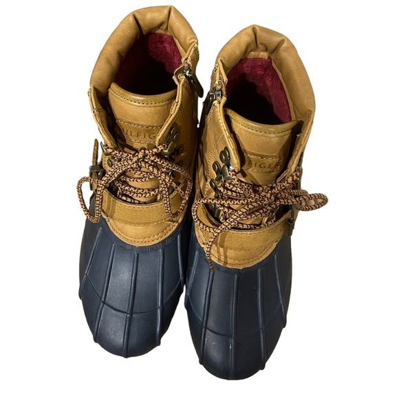Vintage Tommy Hilfiger duck boots slightly used condition - Picture 5 of 7